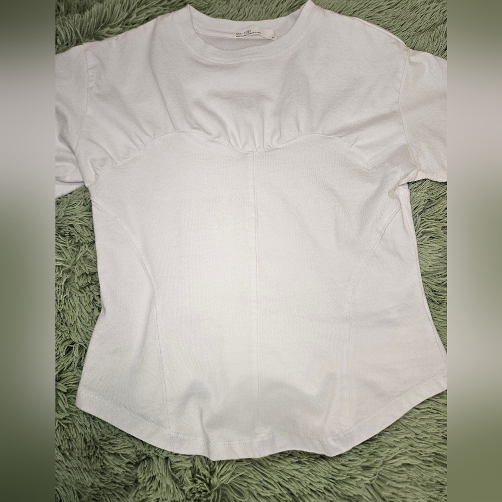 Oak + Fort White Fitted Short Sleeve Top - Picture 5 of 9